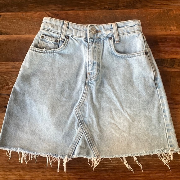 Urban Outfitters Dresses & Skirts - BDG urban outfitters jean skirt XS